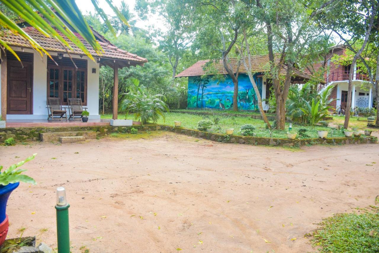King'S Elephant Cabanas & Restaurant Tangalle Dış mekan fotoğraf