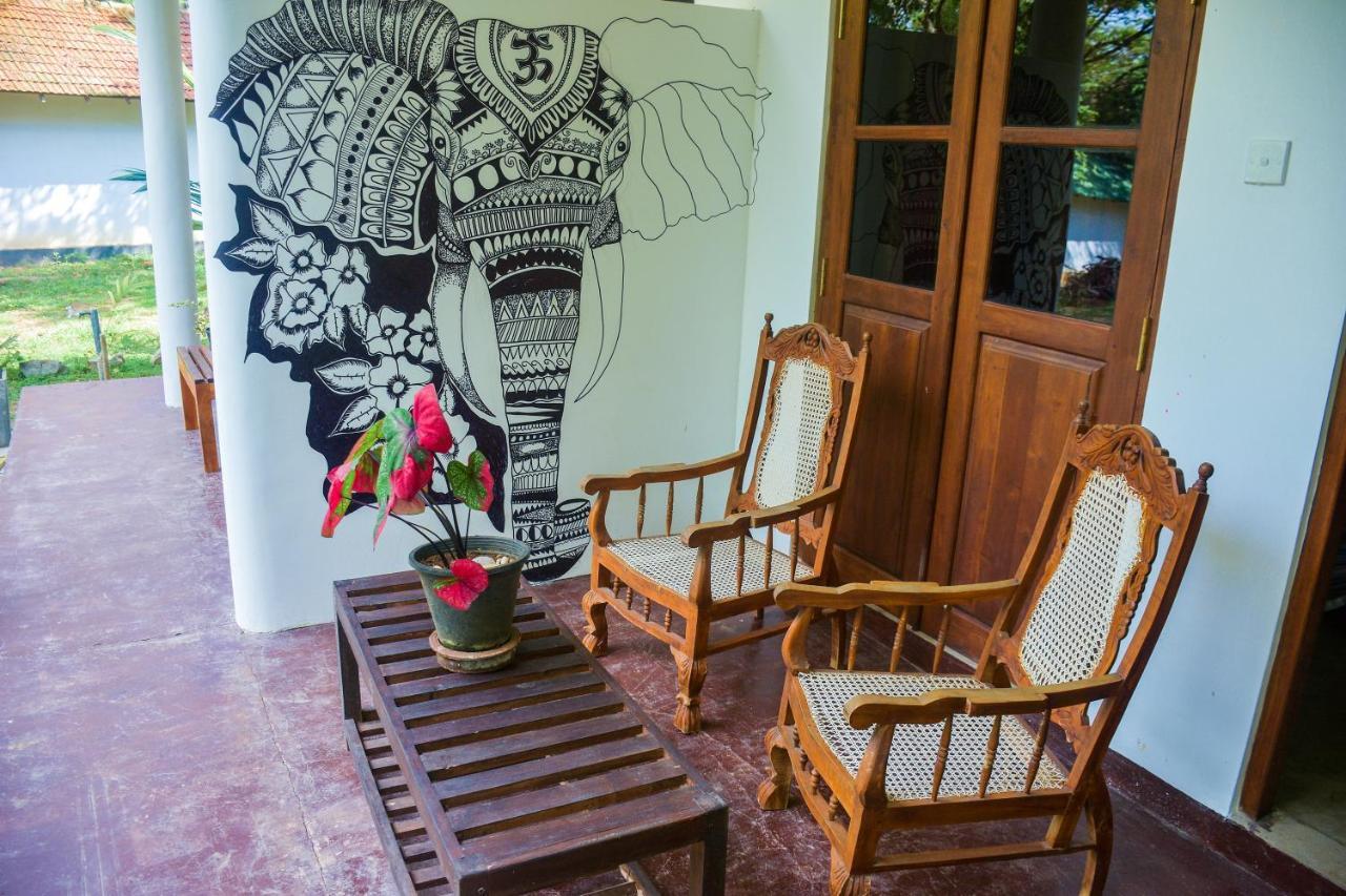 King'S Elephant Cabanas & Restaurant Tangalle Dış mekan fotoğraf
